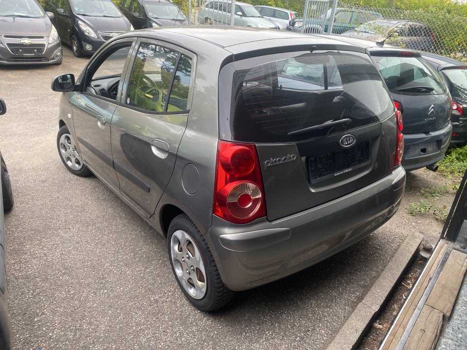 Kia Picanto 1,1 Fresh 5d