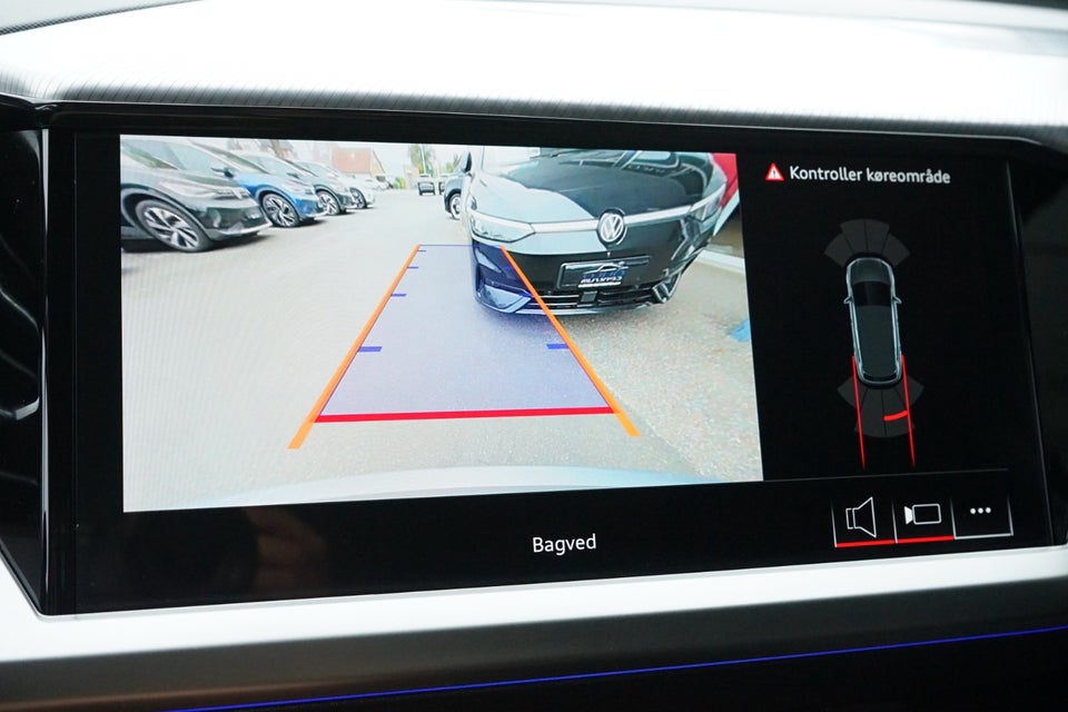 Audi Q4 e-tron 45 S-line 5d