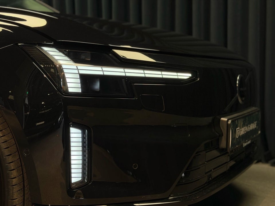 Volvo ES90 Extended Range Plus 4d