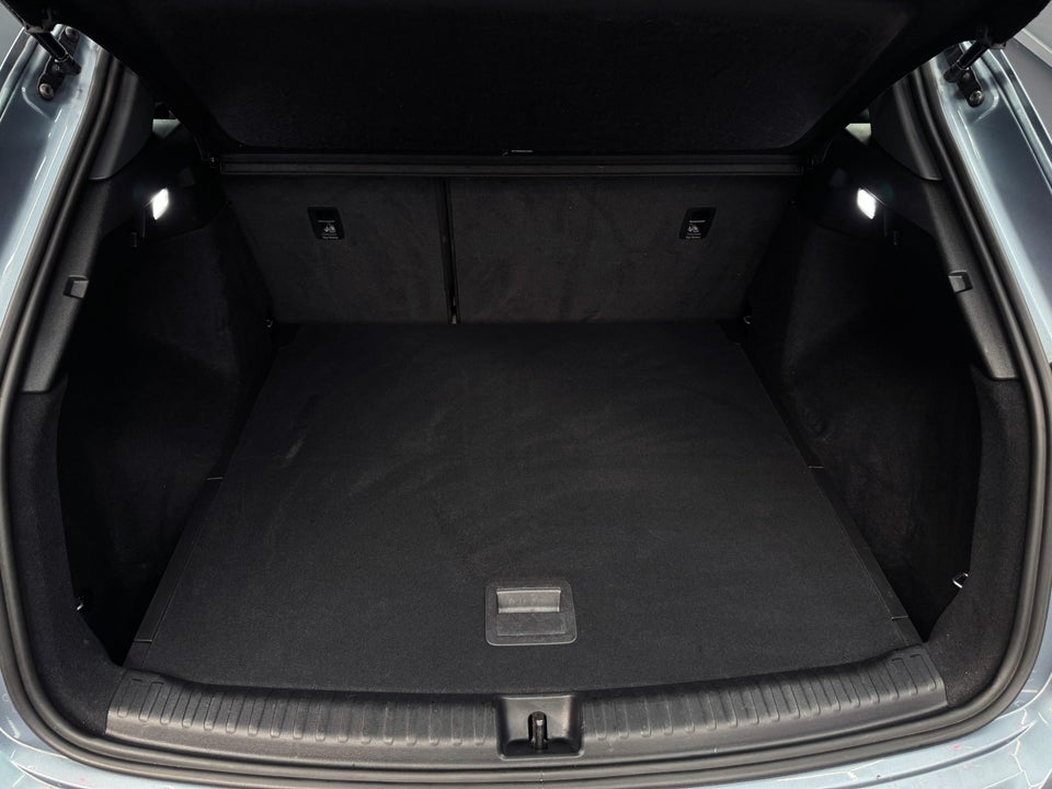 Audi Q4 e-tron 45 Advance quattro 5d