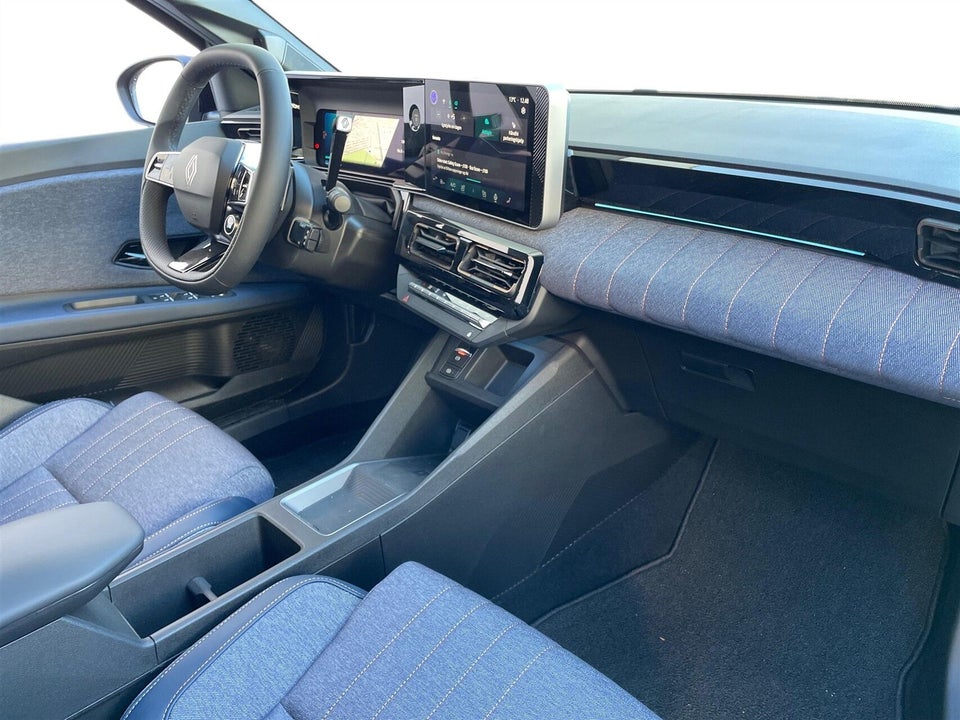 Renault 4 E-Tech 52 Techno 5d