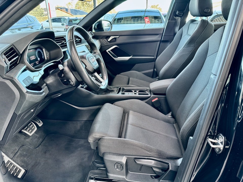 Audi Q3 45 TFSi e S-line plus S-tr. 5d