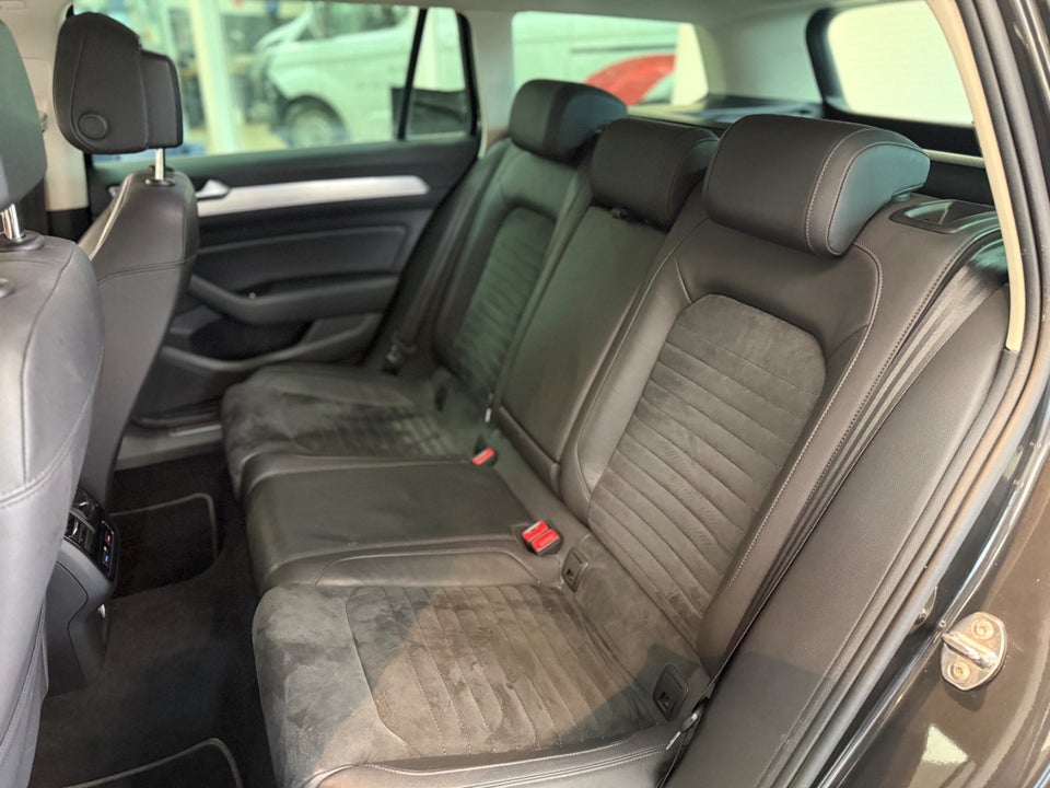 VW Passat 2,0 TDi 190 Comfortline Variant DSG 5d