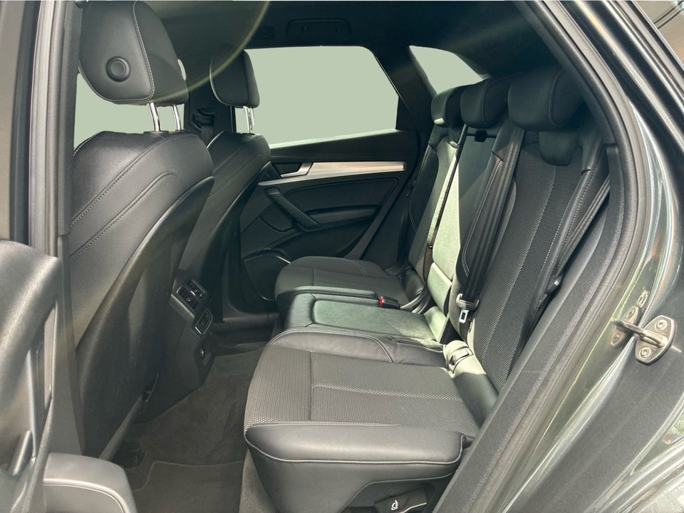 Audi Q5 50 TFSi e S-line quattro S-tr. 5d