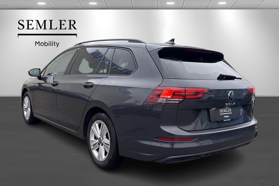 VW Golf VIII 1,5 TSi 130 Life Variant 5d