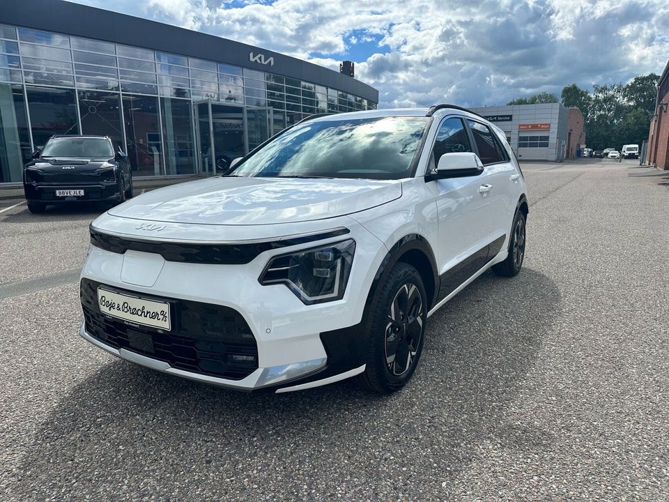 Kia Niro 64 EV Prestige 5d