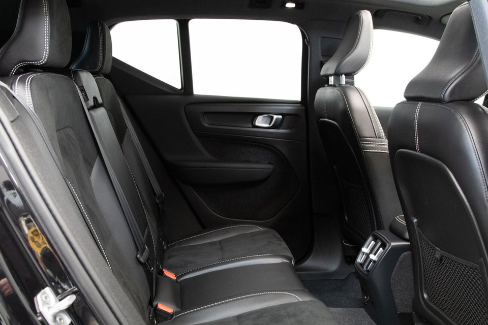 Volvo XC40 P8 ReCharge Twin R-Design 5d