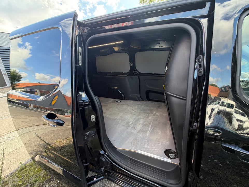 Peugeot Partner 1,5 BlueHDi 130 L2V2 Ultimate EAT8 Van