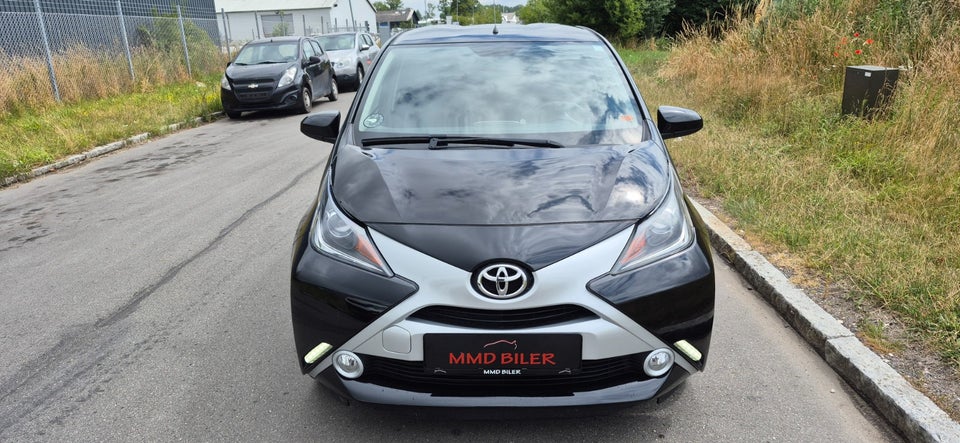 Toyota Aygo 1,0 VVT-i x-black II 5d