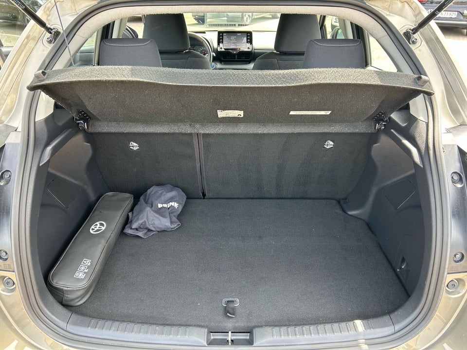 Toyota Yaris 1,5 Hybrid Active Tech+ e-CVT 5d