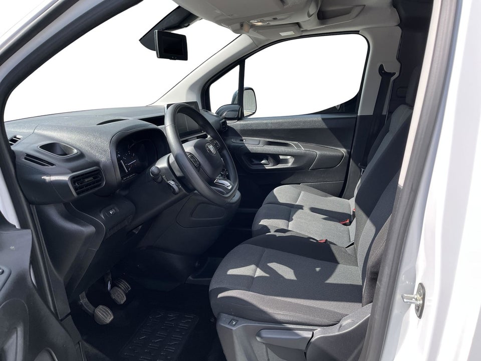 Toyota ProAce City 1,5 D 102 Medium Comfort 6d