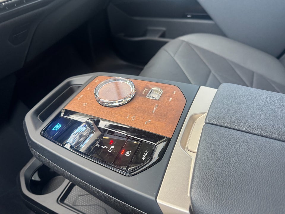 BMW iX xDrive50 Supercharged 5d