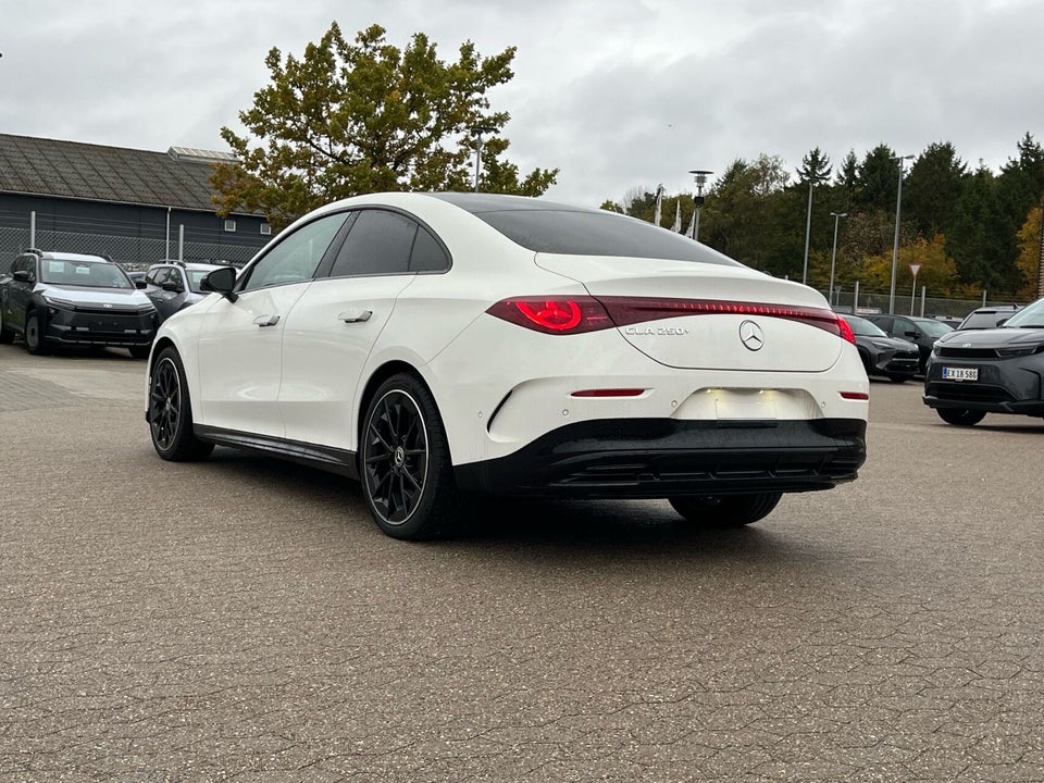 Mercedes CLA250+ electric AMG Line 4d