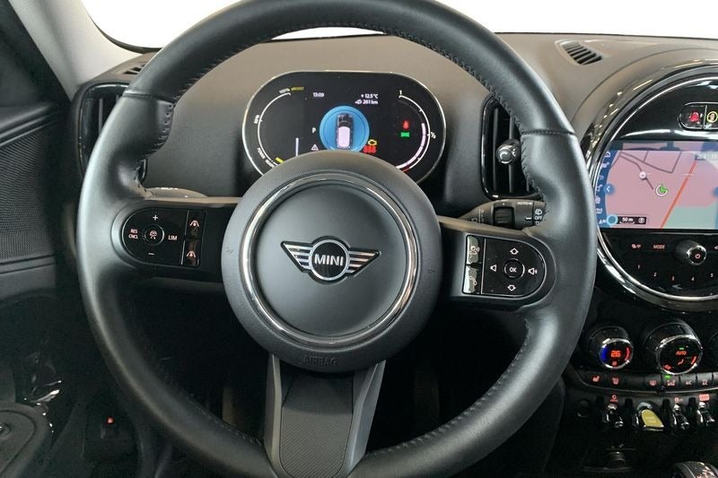 MINI Countryman Cooper SE 1,5 Essential aut. ALL4 5d