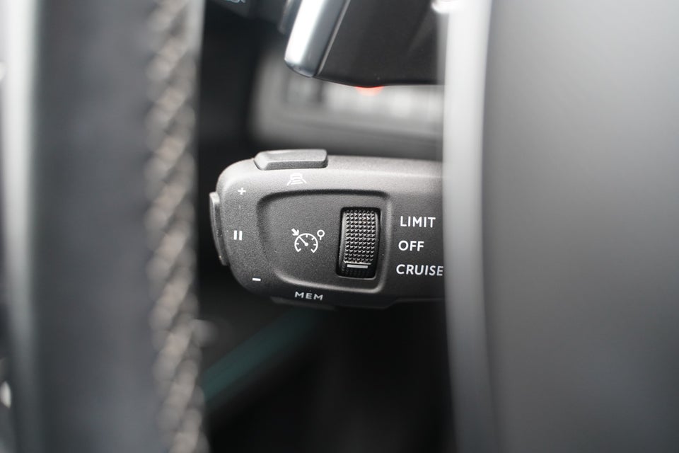 Peugeot 3008 1,6 Hybrid Allure Pack EAT8 5d