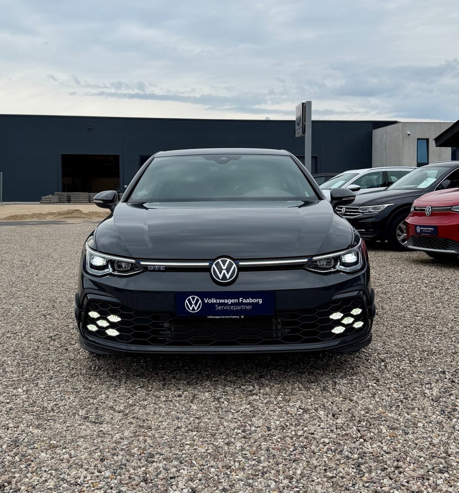 VW Golf VIII 1,4 GTE DSG 5d