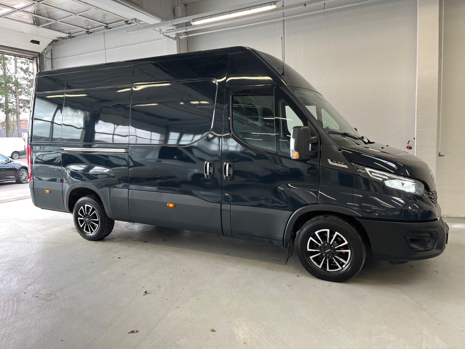 Iveco Daily 3,0 35S21 12m³ Van AG8