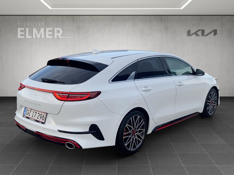 Kia ProCeed 1,6 T-GDi GT DCT 5d