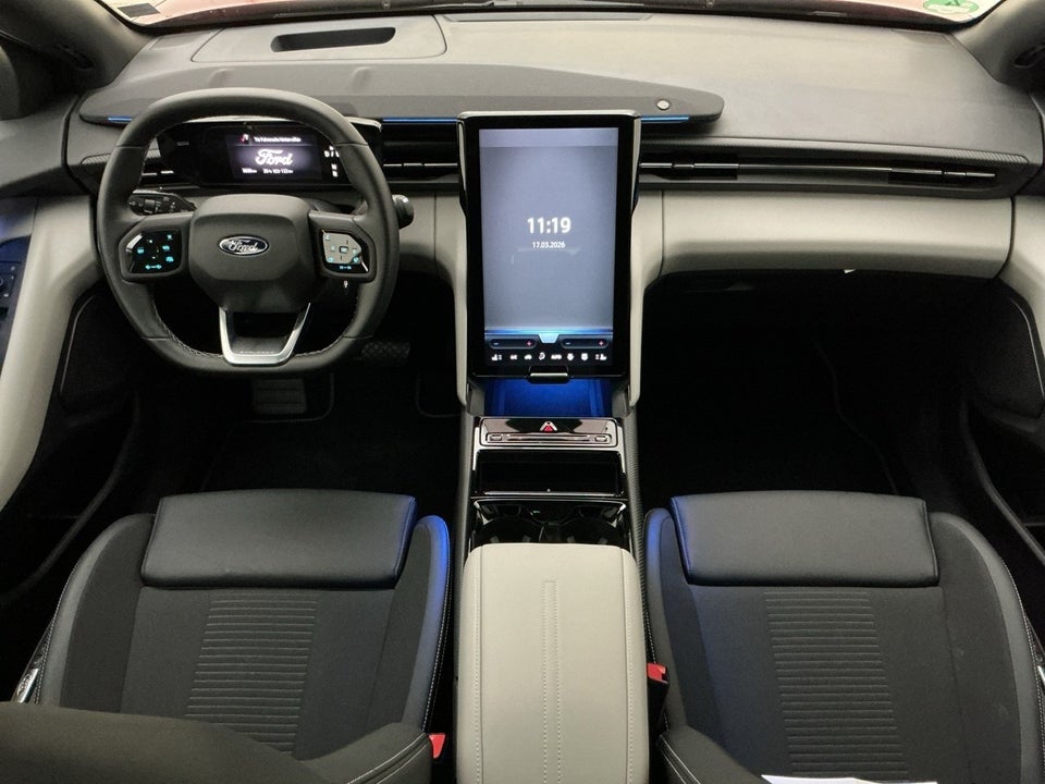 Ford Explorer 77 Premium Extended Range 5d