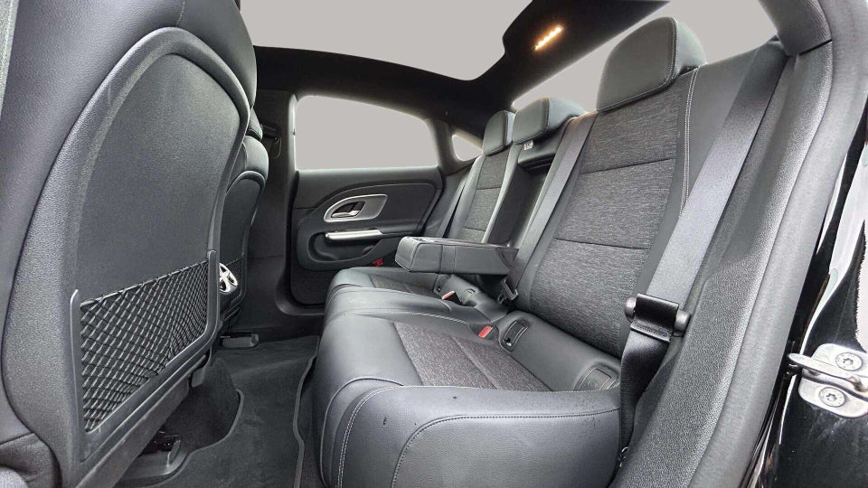 Mercedes CLA250+ electric Progressive Advance Plus 4d