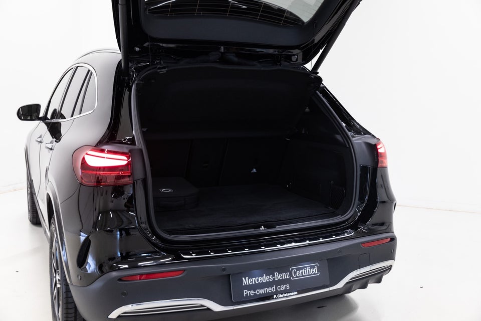 Mercedes EQA350 AMG Advance Plus 4Matic 5d