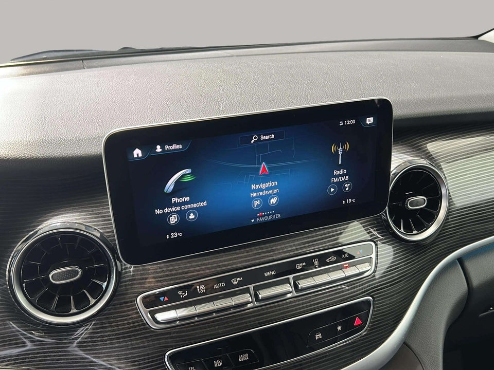 Mercedes EQV300 Avantgarde L