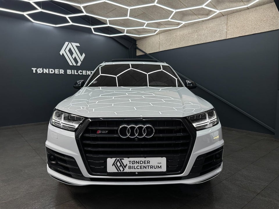 Audi SQ7 4,0 TDi quattro Tiptr. 7prs 5d