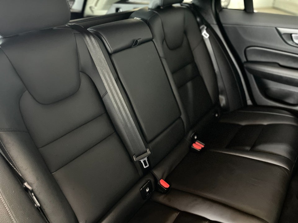 Volvo V60 2,0 B4 197 Plus Bright aut. 5d