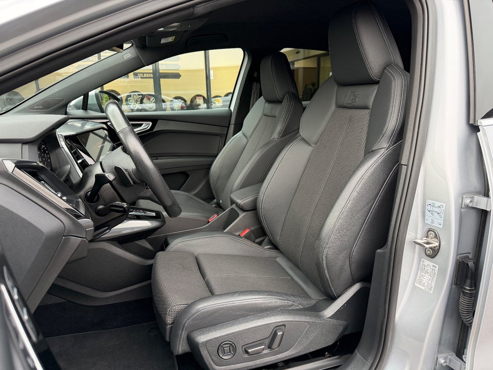 Audi Q4 e-tron 45 S-line Sportback quattro 5d
