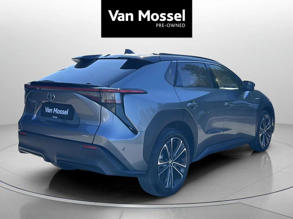 Toyota bZ4X Executive AWD 5d