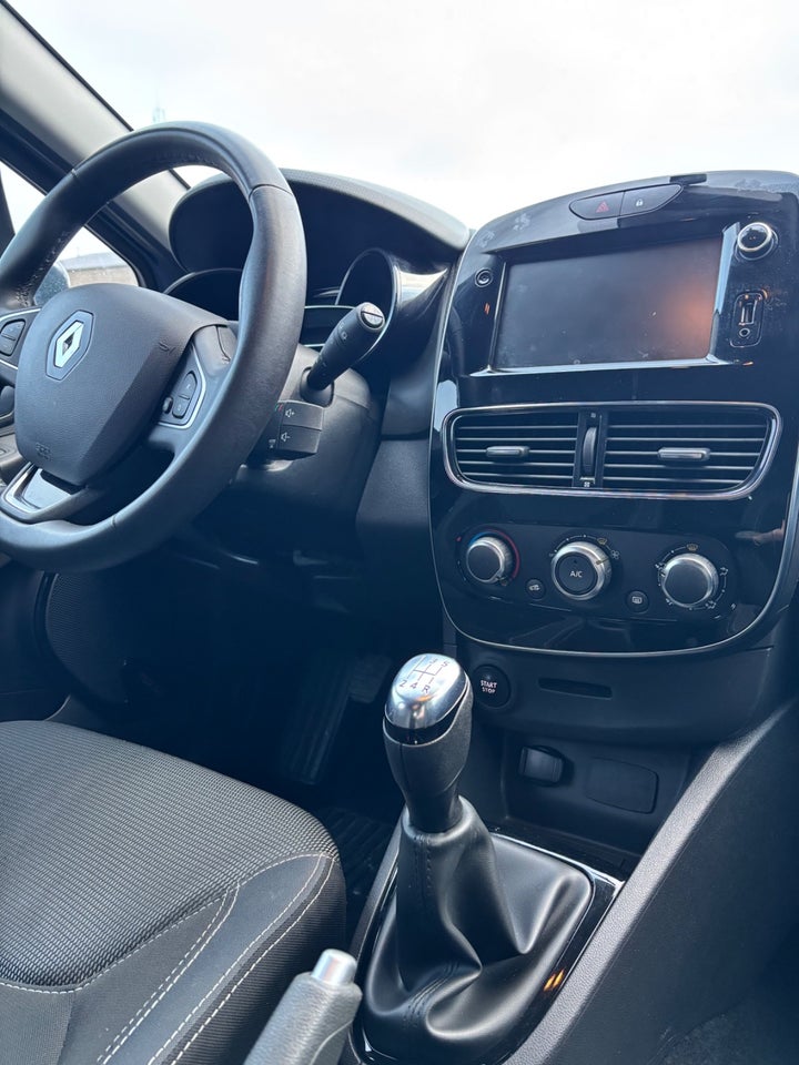 Renault Clio IV 0,9 TCe 75 Zen Sport Tourer 5d