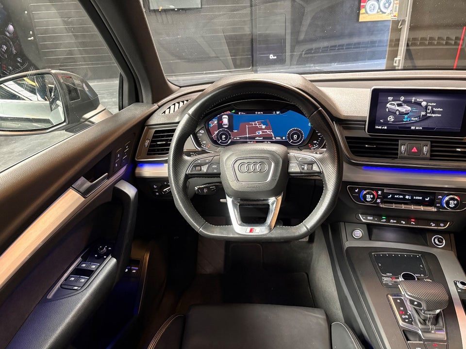 Audi Q5 50 TFSi e Sport quattro S-tr. 5d