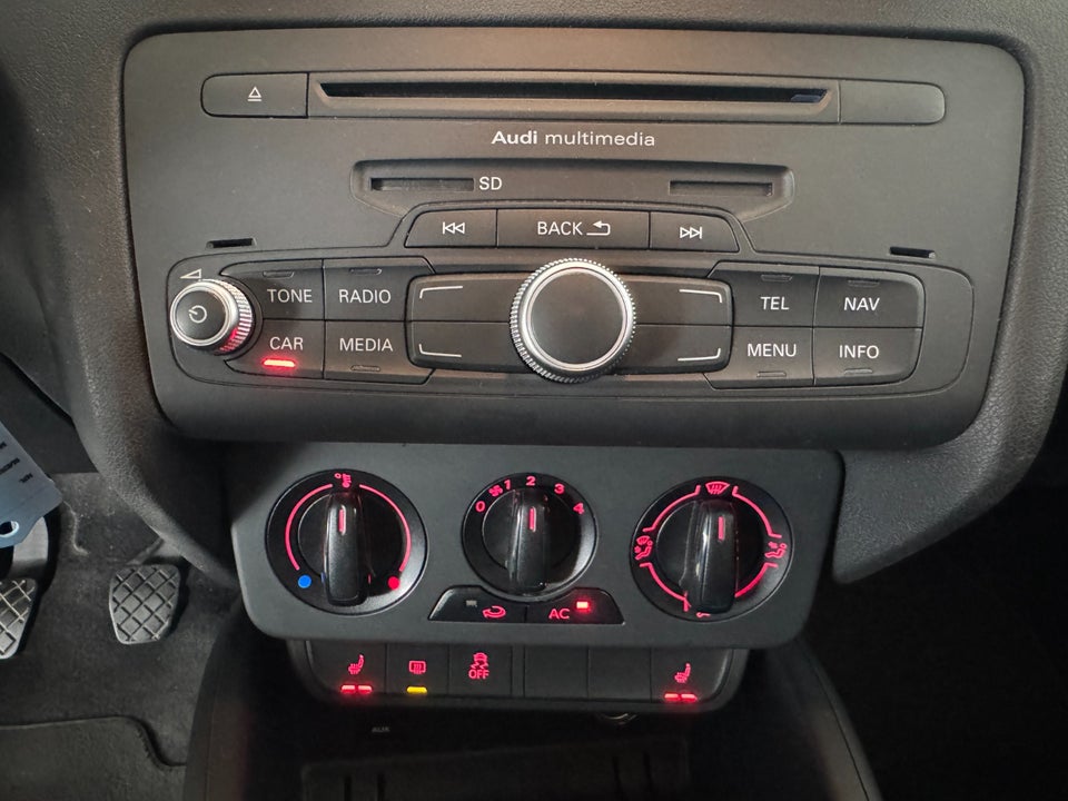 Audi A1 1,4 TFSi 122 Attraction Sportback 5d