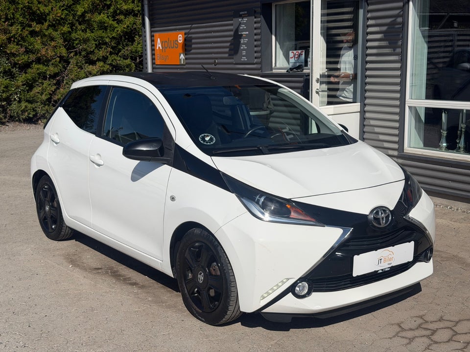 Toyota Aygo 1,0 VVT-i x-cellence 5d