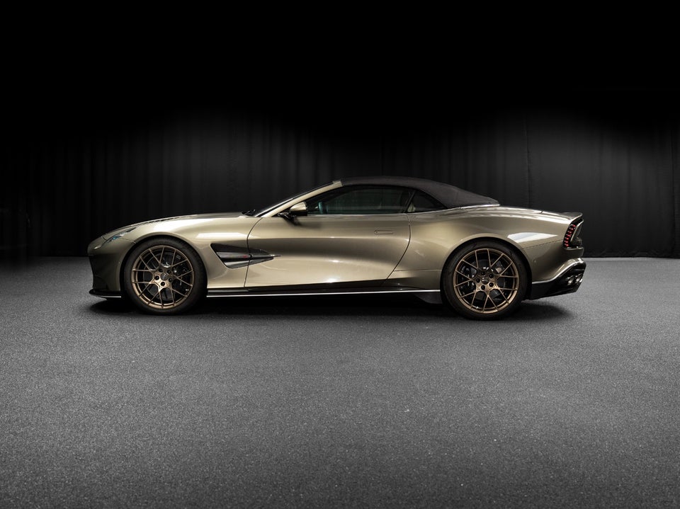 Aston Martin Vanquish 5,2 V12 Volante aut. 2d
