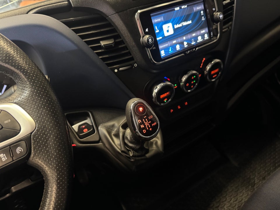 Iveco Daily 3,0 35C18 12m³ Van AG8