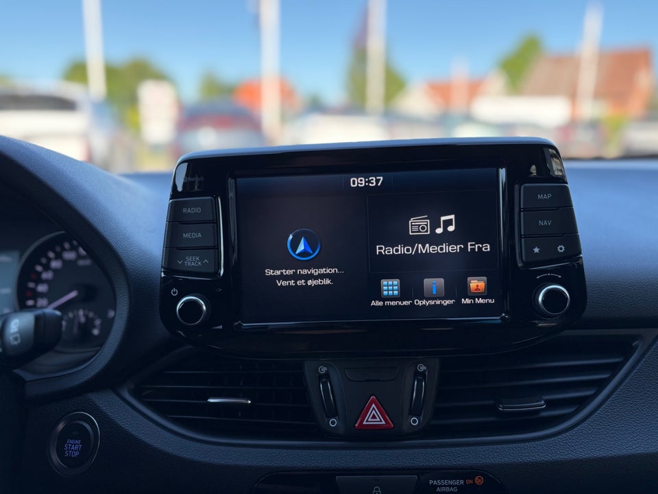 Hyundai i30 1,4 T-GDi Premium stc. DCT 5d