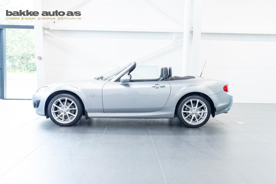 Mazda MX-5 2,0 Roadster 2d