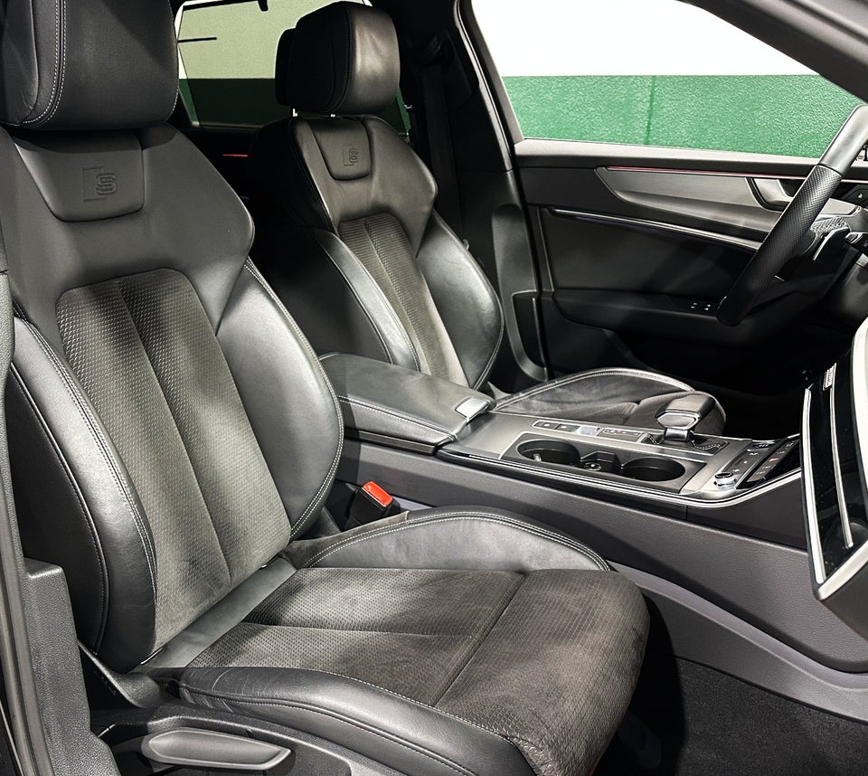 Audi A6 55 TFSi e S-line Avant quattro S-tr. 5d