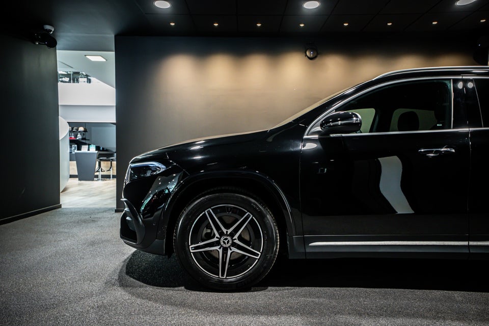 Mercedes EQA350 AMG Advance Plus 4Matic 5d