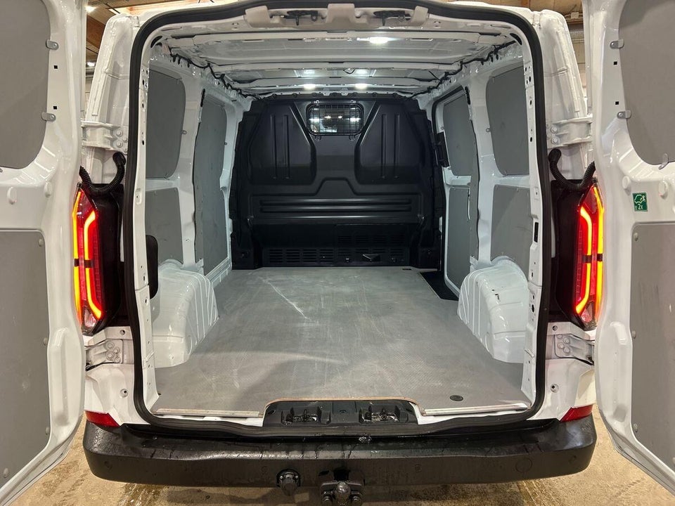 Ford E-Transit Custom 320L 64 Trend