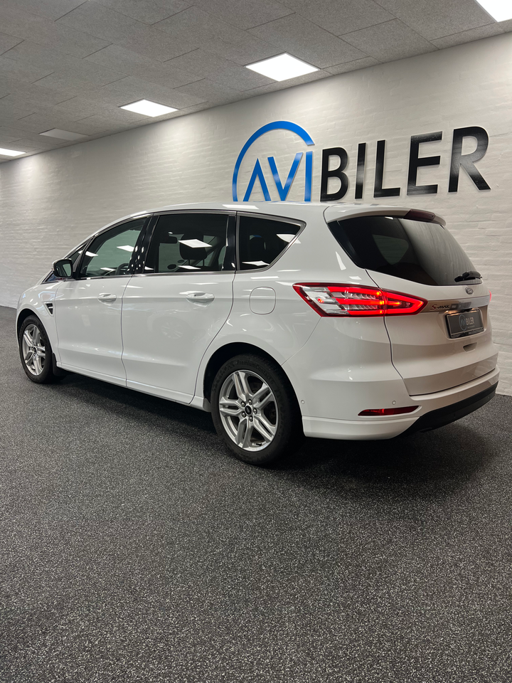 Ford S-MAX 2,0 TDCi 150 Titanium aut. 5d