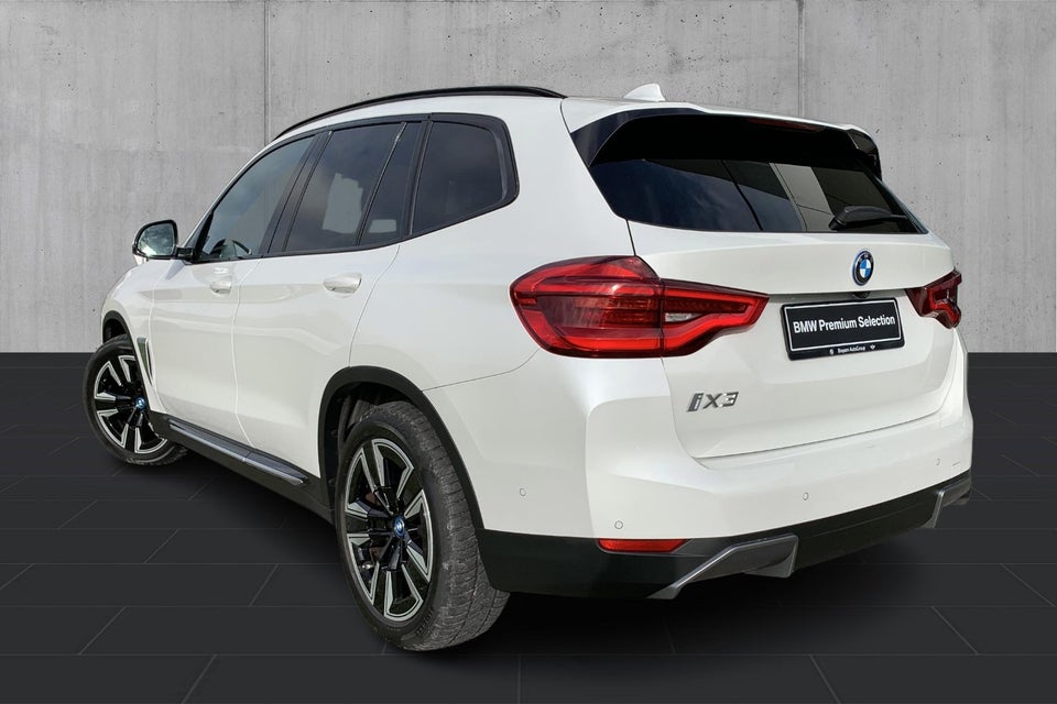 BMW iX3 Executive 5d