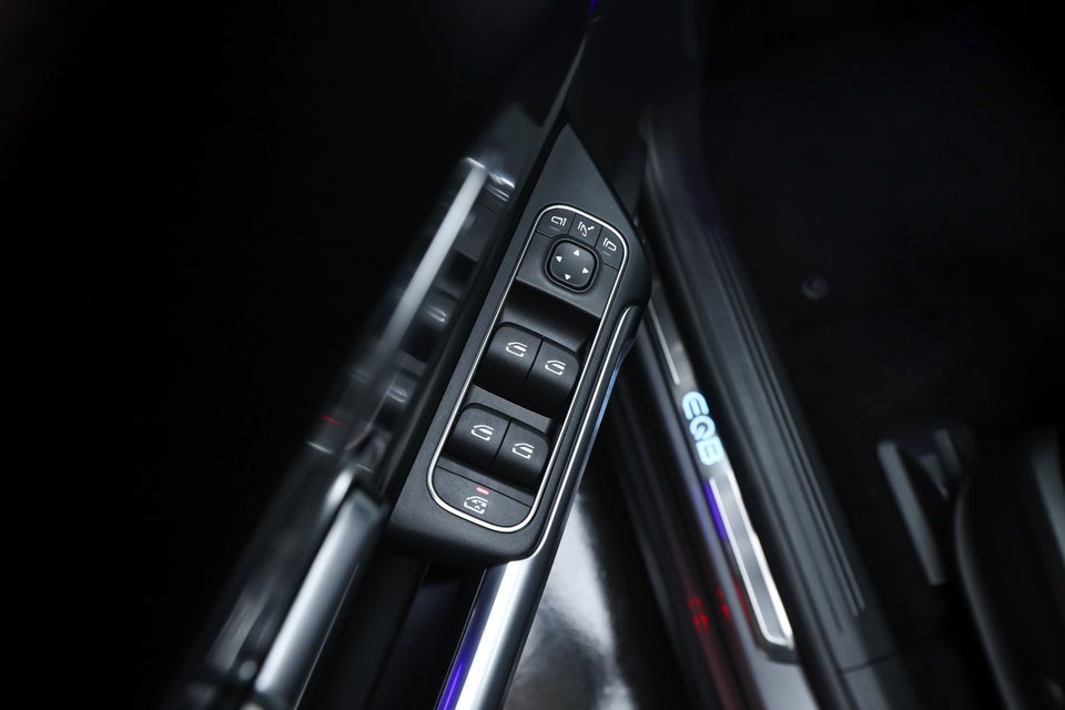 Mercedes EQB250+ AMG Premium 5d