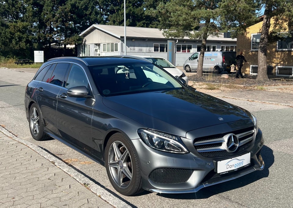 Mercedes C220 d 2,2 AMG Line stc. aut. 5d