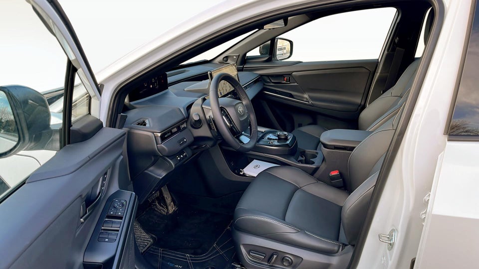 Toyota bZ4X 73 Executive 5d