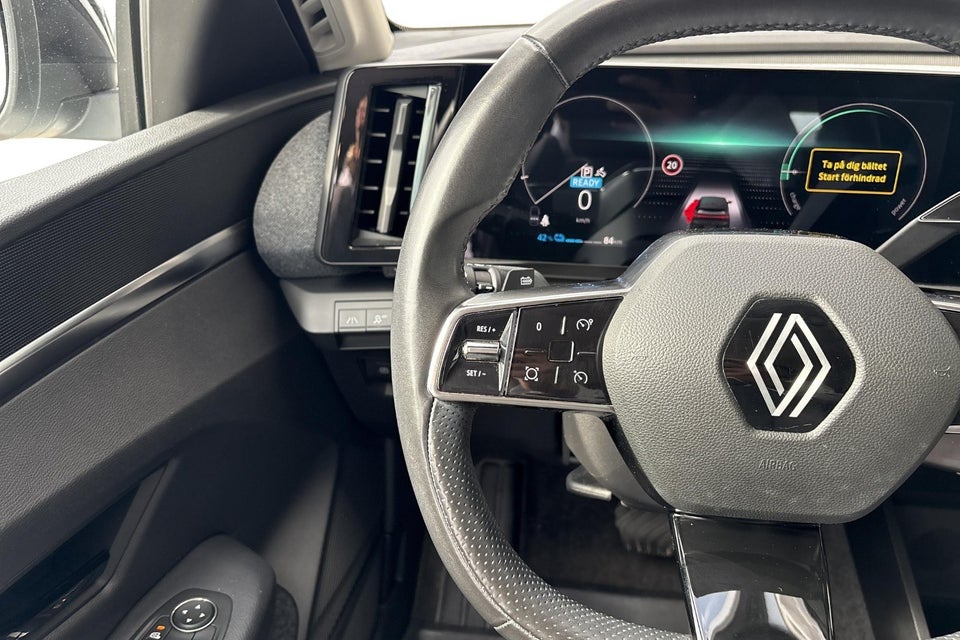 Renault Megane E-Tech 40 Equilibre 5d
