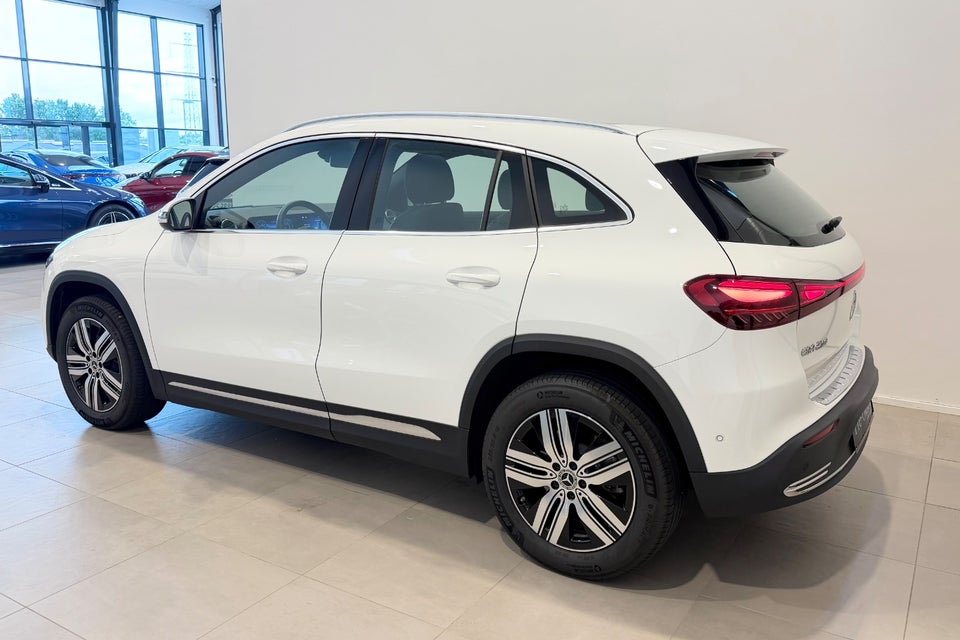 Mercedes EQA250 Progressive 5d