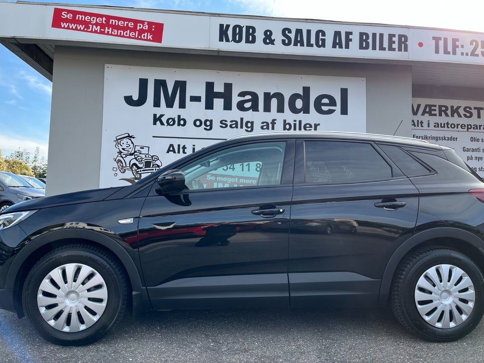 Opel Grandland X 1,5 CDTi 130 Enjoy 5d