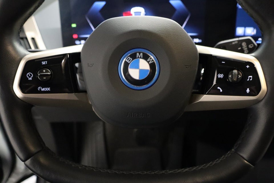 BMW iX xDrive40 Fully Charged 5d